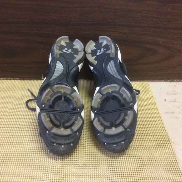 ringor softball cleats